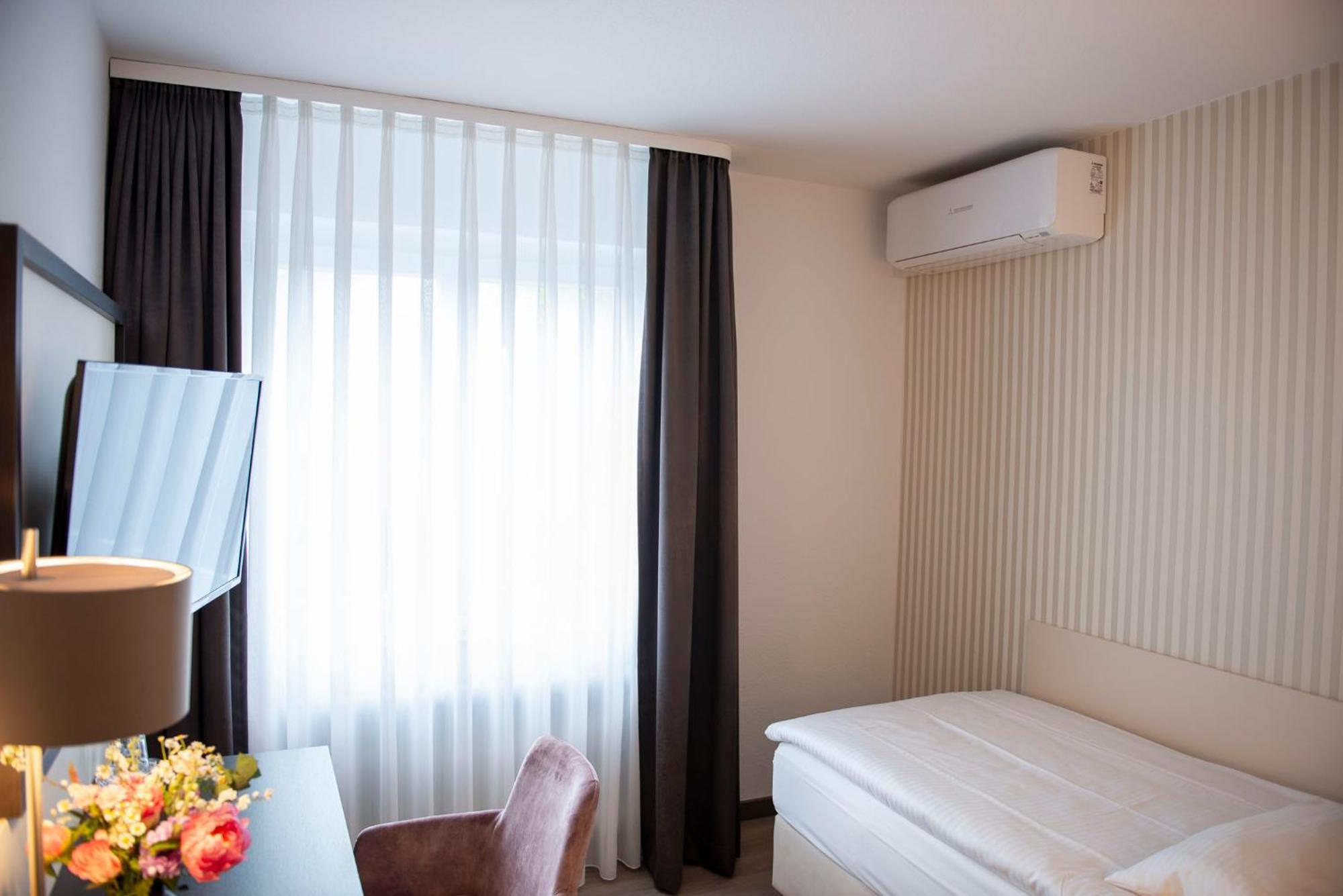 Hotel Alte Post Krefeld Esterno foto