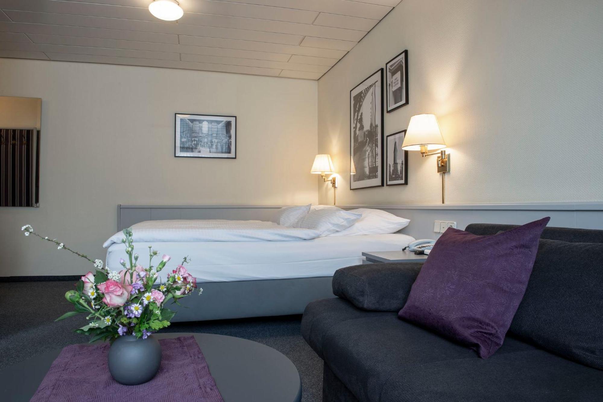 Hotel Alte Post Krefeld Esterno foto
